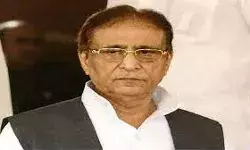 आजम खान के करीबियों पर रंगदारी, लूट सहित कई धाराओं में प्राथमिकी दर्ज