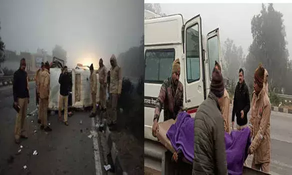 मजदूर का शव लेकर जा रही एम्बुलेंस पलटी, चालक की मौत, दो घायल