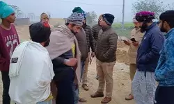 गुरुद्वारे के बाहर हाथ सेंक रहे युवक की गोली मारकर हत्या गुरुद्वारे के बाहर हाथ सेंक रहे युवक की गोली मारकर हत्या