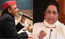 मायावती पर डोरे डाल रही कांग्रेस- अखिलेश की आपत्ति के बाद भी.. मायावती पर डोरे डाल रही कांग्रेस- अखिलेश की आपत्ति के बाद भी..
