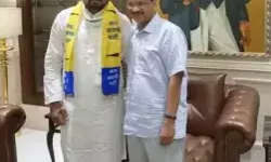 जेल में बंद विधायक को बनाया लोकसभा उम्मीदवार- सीएम ने बीजेपी..