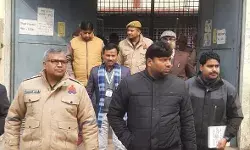 ADM E को निरीक्षण के लिए आया देख संप्रेषण गृह कर्मियों की सांस फूली