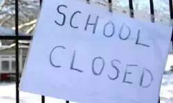 भीषण ठंड एवं शीतलहर का कहर जारी- 22 जनवरी तक इस जिले में स्कूल बंद भीषण ठंड एवं शीतलहर का कहर जारी- 22 जनवरी तक इस जिले में स्कूल बंद