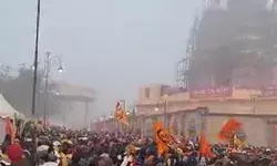 रामलला के दर्शन को उमडा सैलाब- भीड की वजह से गेट पर रोकी एंट्री रामलला के दर्शन को उमडा सैलाब- भीड की वजह से गेट पर रोकी एंट्री