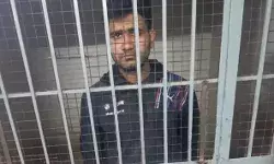 माहौल बिगड़ने की कोशिश- श्रीराम पटका डालकर कुत्ते को टहलाने वाला... माहौल बिगड़ने की कोशिश- श्रीराम पटका डालकर कुत्ते को टहलाने वाला...