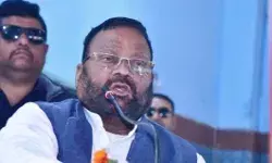 फिर खुली मौर्य की जुबान- स्वामी ने दिया विवादित बयान- रामलला की.... फिर खुली मौर्य की जुबान- स्वामी ने दिया विवादित बयान- रामलला की....