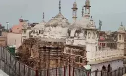 जुम्मे की नमाज से पहले मस्जिद में पुलिस बल तैनात- हर छोटा बड़ा....