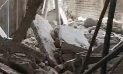 बर्नर ऑन करते ही LPG सिलेंडर में ब्लास्ट- महिला की मौत- पति गंभीर बर्नर ऑन करते ही LPG सिलेंडर में ब्लास्ट- महिला की मौत- पति गंभीर