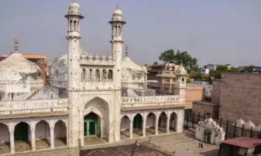 ज्ञानवापी विवाद- मुस्लिम पक्ष का नया पैंतरा- किराएदारों ने फेंकी...