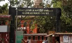 मंदिरों में गैर हिंदुओं के प्रवेश पर रोक- बोला HC मंदिर पिकनिक...