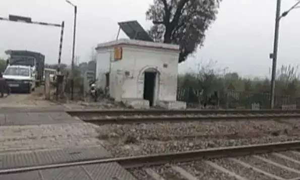 6 महीने के लिए रेलवे फाटक बंद- बनेगा अंडरपास- 16 गांव के लोग होंगे....