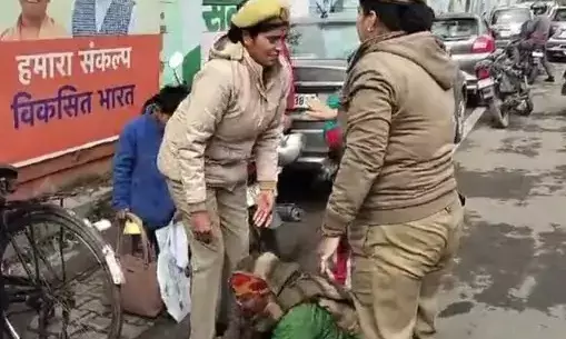 महिला का हाई वोल्टेज ड्रामा- एसएसपी दफ्तर के पास किया हंगामा