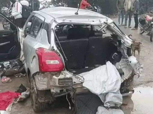 तिलक समारोह से लौट रहा था परिवार- नाले में गिरी कार- 6 लोगों की मौत
