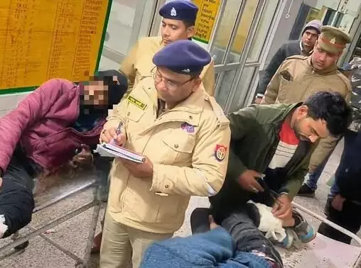 अपराध पर पुलिस का कहर- मुठभेड़ में दो बदमाशों को लगी पुलिस की बुलेट अपराध पर पुलिस का कहर- मुठभेड़ में दो बदमाशों को लगी पुलिस की बुलेट