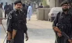 थाने पर आतंकियों ने किया हमला - 10 पुलिस कर्मियों की हुई मौत थाने पर आतंकियों ने किया हमला - 10 पुलिस कर्मियों की हुई मौत