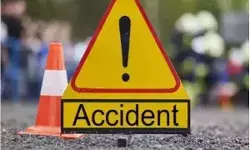 काल बनकर दौड़ रहे ट्रक ने बाइक सवार कुचले- दो लोगों की मौत