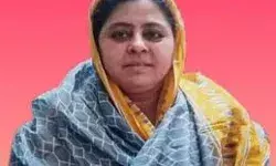 अब्दुल्ला आजम को थमाया नोटिस- शाइस्ता परवीन की जमीन कुर्क अब्दुल्ला आजम को थमाया नोटिस- शाइस्ता परवीन की जमीन कुर्क