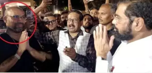 फेसबुक पर लाइव चर्चा में पूर्व पार्षद को गोली से भूना- आरोपी ने खुद... फेसबुक पर लाइव चर्चा में पूर्व पार्षद को गोली से भूना- आरोपी ने खुद...