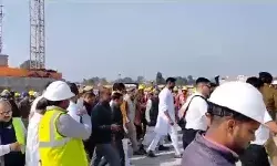 फिर अयोध्या पहुंचे अमिताभ बच्चन- राम की शरण में पहुंचे बिग बी ने... फिर अयोध्या पहुंचे अमिताभ बच्चन- राम की शरण में पहुंचे बिग बी ने...