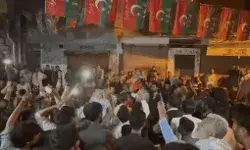 सेना का खेल हुआ फेल- रुझान में वापसी कर रहे इमरान खान- नवाज शरीफ... सेना का खेल हुआ फेल- रुझान में वापसी कर रहे इमरान खान- नवाज शरीफ...