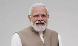 सांसदों के साथ संसद की कैंटीन में पहुंचे PM और उनके साथ किया भोजन