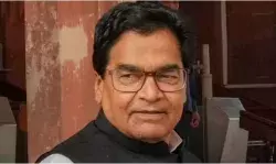 जयंत के NDA में जाने के बावजूद रामगोपाल यादव अब भी उनके हितेषी जयंत के NDA में जाने के बावजूद रामगोपाल यादव अब भी उनके हितेषी