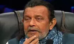 सीने में उठा तेज दर्द- बिगडी मिथुन चक्रवर्ती की तबीयत- आनन फानन.. सीने में उठा तेज दर्द- बिगडी मिथुन चक्रवर्ती की तबीयत- आनन फानन..