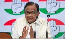मोदी सरकार की सराहना कर चिदंबरम ने सभी को चौंकाया- कांग्रेस टेंशन... मोदी सरकार की सराहना कर चिदंबरम ने सभी को चौंकाया- कांग्रेस टेंशन...