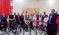 दिव्यांगों को मिला रोटरी क्लब का सहारा- ट्राई साइकिल से हुई जिंदगी आसान दिव्यांगों को मिला रोटरी क्लब का सहारा- ट्राई साइकिल से हुई जिंदगी आसान