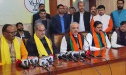 लाल बहादुर शास्त्री के पोते का कांग्रेस से मोह भंग- पकड़ा BJP का दामन लाल बहादुर शास्त्री के पोते का कांग्रेस से मोह भंग- पकड़ा BJP का दामन