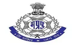 अफसरों को निशाना बनाकर सरकार की छवि खराब करने की कोशिश, एक गिरफ्तार अफसरों को निशाना बनाकर सरकार की छवि खराब करने की कोशिश, एक गिरफ्तार