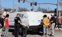 रैली के दौरान बरसी गोलियां- 1 व्यक्ति की मौत- 21 लोग हुए घायल रैली के दौरान बरसी गोलियां- 1 व्यक्ति की मौत- 21 लोग हुए घायल