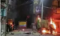 एक्शन जारी - हल्द्वानी हिंसा के मास्टरमाइंड और उसके बेटे का मकान अटैच एक्शन जारी - हल्द्वानी हिंसा के मास्टरमाइंड और उसके बेटे का मकान अटैच