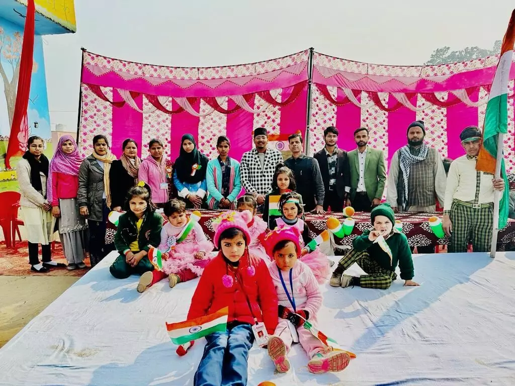 रहमत पब्लिक स्कूल बिलासपुर में बड़ी हर्षोल्लास के साथ मनाया गया गणतंत्र दिवस