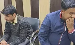 नगर निगम में रिश्वत का खेल उजागर- घूस लेते निगमकर्मी किए अरेस्ट नगर निगम में रिश्वत का खेल उजागर- घूस लेते निगमकर्मी किए अरेस्ट