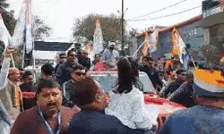 भारत जोड़ो न्याय यात्रा-राहुल के रोड शो में उमड़ी भीड़-लोगों से मिले...