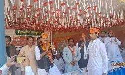 पूर्व MLA उमेश के नेतृत्व में प्रधानों सहित सैंकड़ों ने थामा भाजपा का दामन पूर्व MLA उमेश के नेतृत्व में प्रधानों सहित सैंकड़ों ने थामा भाजपा का दामन