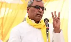 NDA के सामने राजभर ने लोकसभा की तीन सीटों पर ठोका दावा NDA के सामने राजभर ने लोकसभा की तीन सीटों पर ठोका दावा