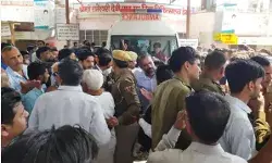 शोभा यात्रा में घुसी बोलेरो ने कुचले श्रद्धालु- एक की मौत चार लोग घायल