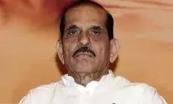 दिल का दौरा पड़ने से पूर्व मुख्यमंत्री का हुआ निधन दिल का दौरा पड़ने से पूर्व मुख्यमंत्री का हुआ निधन