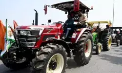 किसानों का ट्रैक्टर संग दिल्ली कूच का ऐलान- पुलिस प्रशासन में खलबली किसानों का ट्रैक्टर संग दिल्ली कूच का ऐलान- पुलिस प्रशासन में खलबली