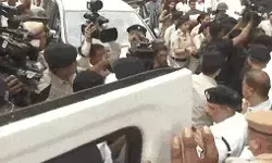 संदेशखाली में राहत सामग्री देने जा रही टीम गिरफ्तार- बोली पुलिस..