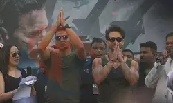 गए थे बड़े मियां छोटे मियां की प्रमोशन देखने- खानी पड़ी पुलिस की.... गए थे बड़े मियां छोटे मियां की प्रमोशन देखने- खानी पड़ी पुलिस की....