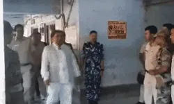 शाहजहां की बेल को पहुंचे वकील को हाईकोर्ट की दो टूक- उसे वहीं रहने.. शाहजहां की बेल को पहुंचे वकील को हाईकोर्ट की दो टूक- उसे वहीं रहने..