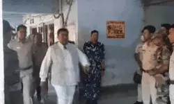 डैमेज कंट्रोल शुरू- गिरफ्तारी होते ही शाहजहां शेख को टीएमसी से निकाला डैमेज कंट्रोल शुरू- गिरफ्तारी होते ही शाहजहां शेख को टीएमसी से निकाला