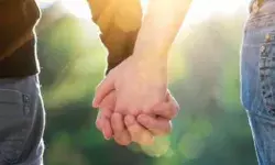 दफ्तर की अनमैरिड लड़की से में मटक्का- पत्नी ने रंगे हाथ दबोच काटा... दफ्तर की अनमैरिड लड़की से में मटक्का- पत्नी ने रंगे हाथ दबोच काटा...