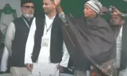 बोले लालू- मां की मौत के बाद दाढ़ी बाल नहीं कटवाने वाले मोदी हिंदू नहीं बोले लालू- मां की मौत के बाद दाढ़ी बाल नहीं कटवाने वाले मोदी हिंदू नहीं