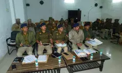 SSP ने क्राइम मीटिंग कर समझाया लोकसभा चुनाव शांति से कराने का फार्मूला SSP ने क्राइम मीटिंग कर समझाया लोकसभा चुनाव शांति से कराने का फार्मूला