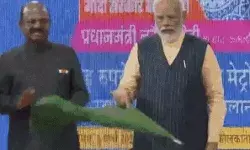 पीएम ने दिखाई हरी झंडी- मोदीनगर तक दौड़ेगी अब रैपिड ट्रेन पीएम ने दिखाई हरी झंडी- मोदीनगर तक दौड़ेगी अब रैपिड ट्रेन