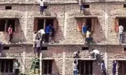 हिंसा के बाद अब नूंह ने कमाया नाम - नकलचियों ने बिहार को भी पीछे धकेला हिंसा के बाद अब नूंह ने कमाया नाम - नकलचियों ने बिहार को भी पीछे धकेला